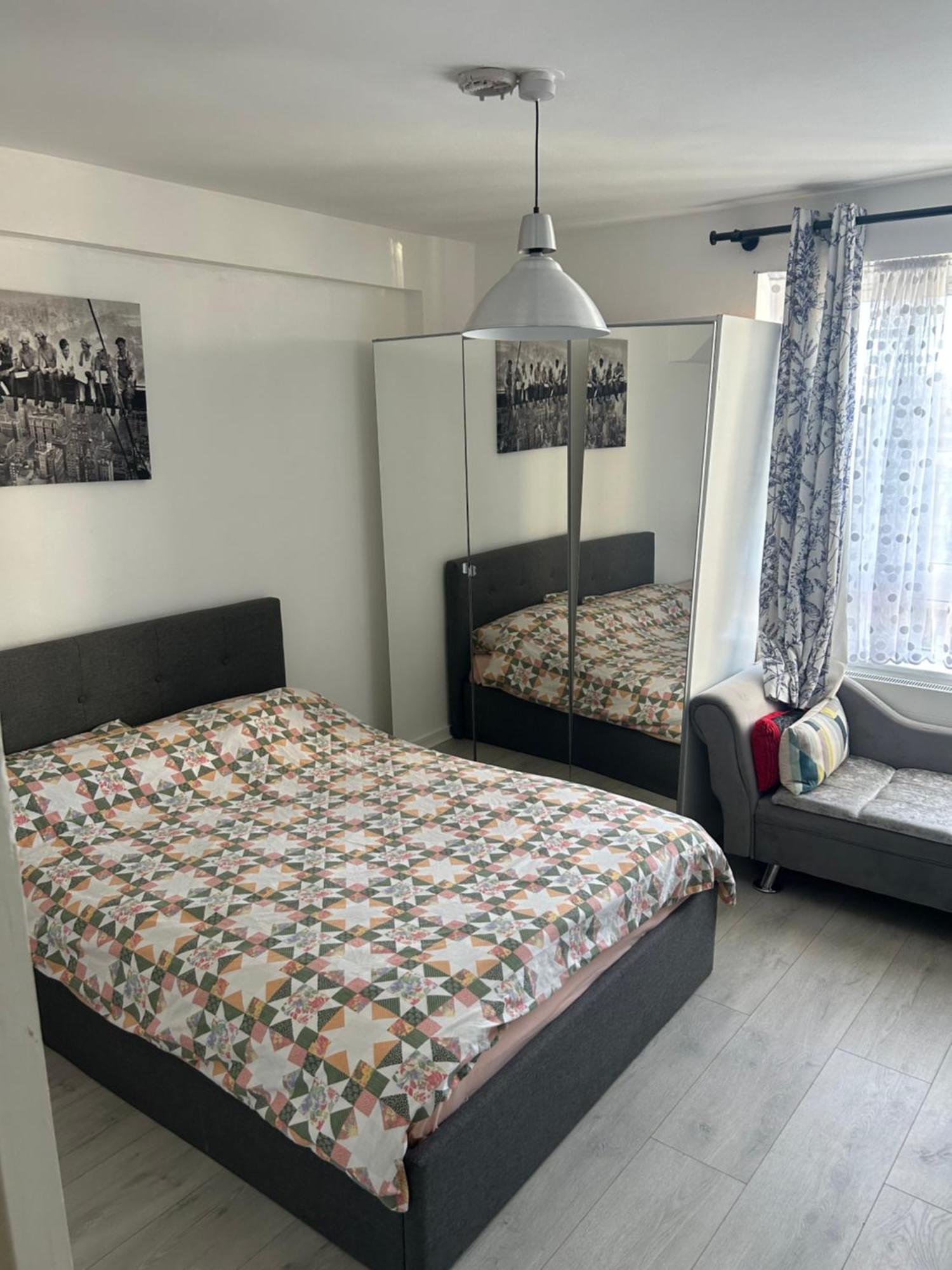 Cosy 2-Bedroom Flat In Finsbury Park, Modern, Convenient & Close To Central London! Exterior foto