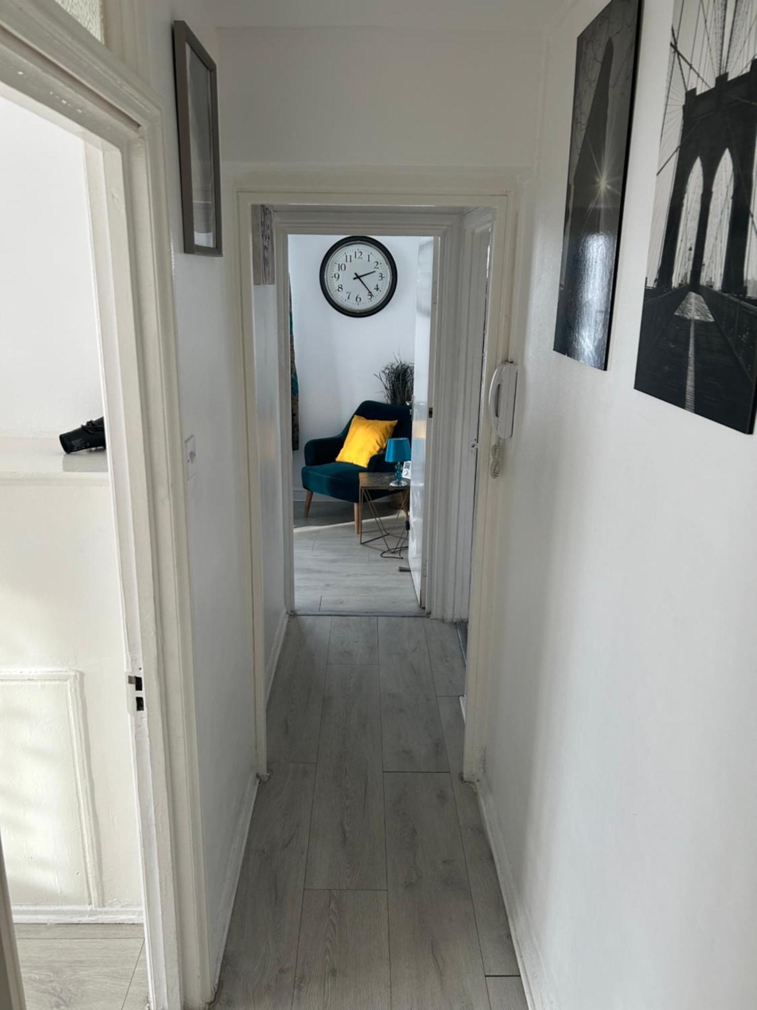 Cosy 2-Bedroom Flat In Finsbury Park, Modern, Convenient & Close To Central London! Exterior foto